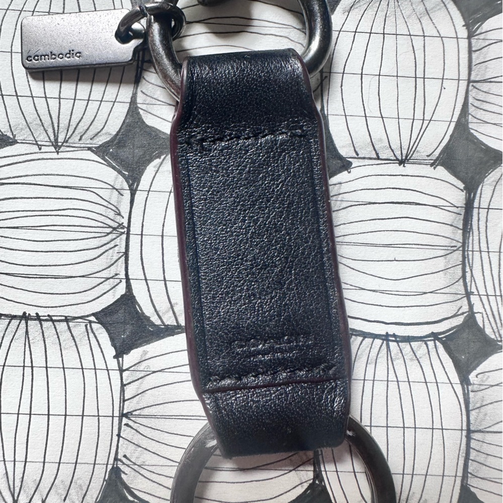 Coach Key Chain Ring w/ Valet Clip - Picture 4 of 4